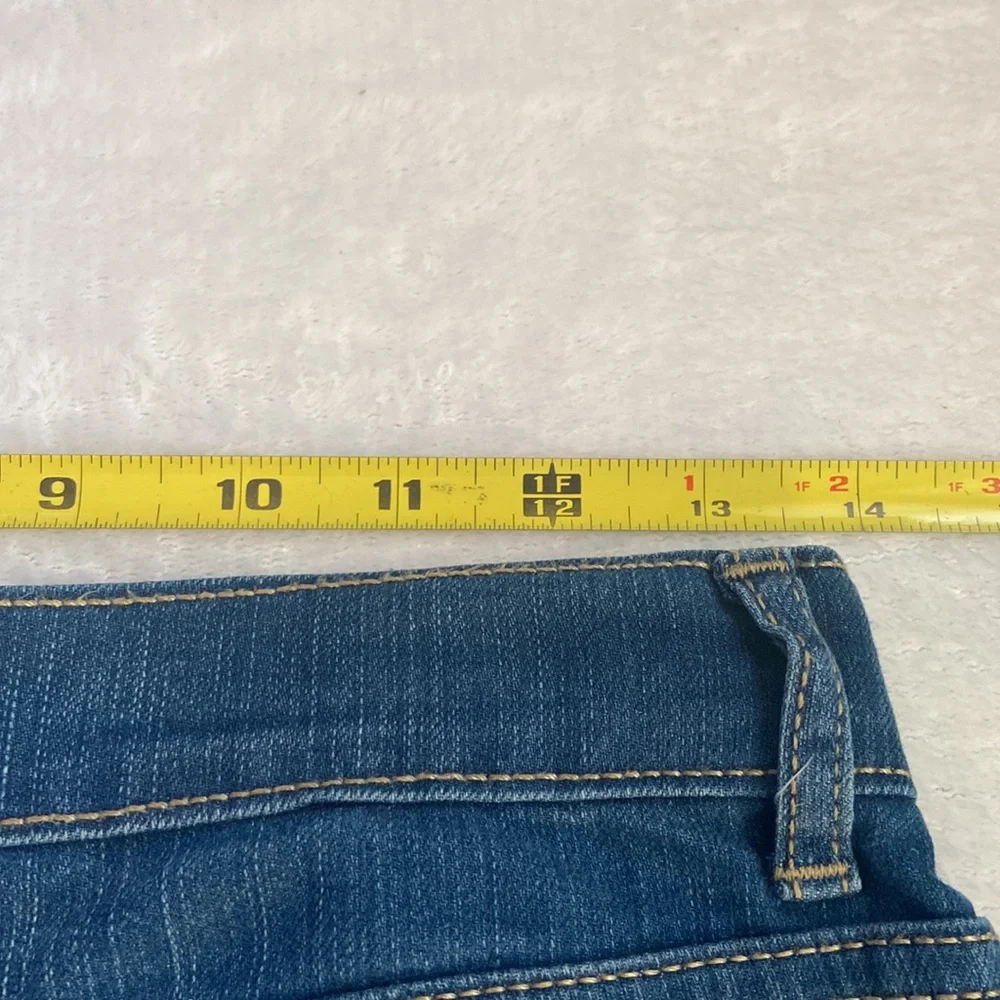 NWT The Children’s Place Size 16 Boot Cut Blue Jeans Med Lara Wash